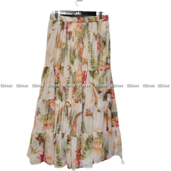 Fifteen Yard Skirt in Cream Beige with butterfly and bird motif - Picture 2 of 11